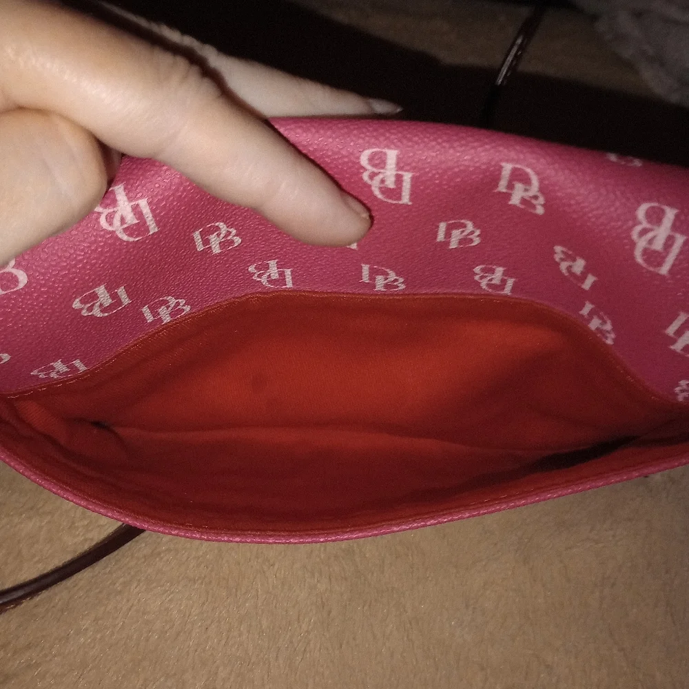 Dooney & Bourke Pink Signature leather Crossbody bag - Picture 7 of 14